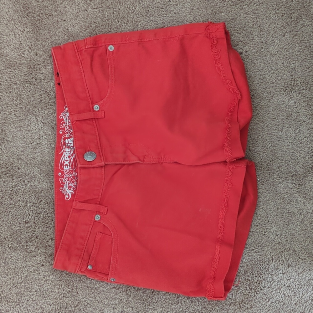 Mid rise jean shorts